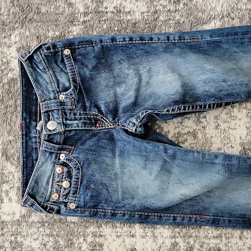 RARE True Religion Red Tag Petite Jeans